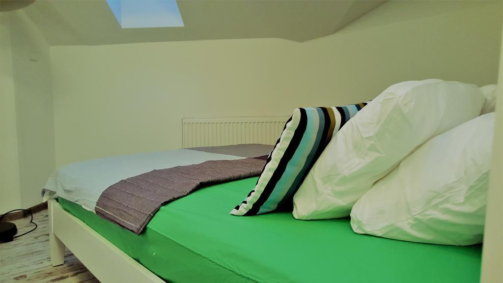 Pillows Party Hostel Krakow Exterior photo