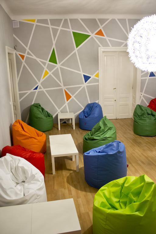 Pillows Party Hostel Krakow Exterior photo